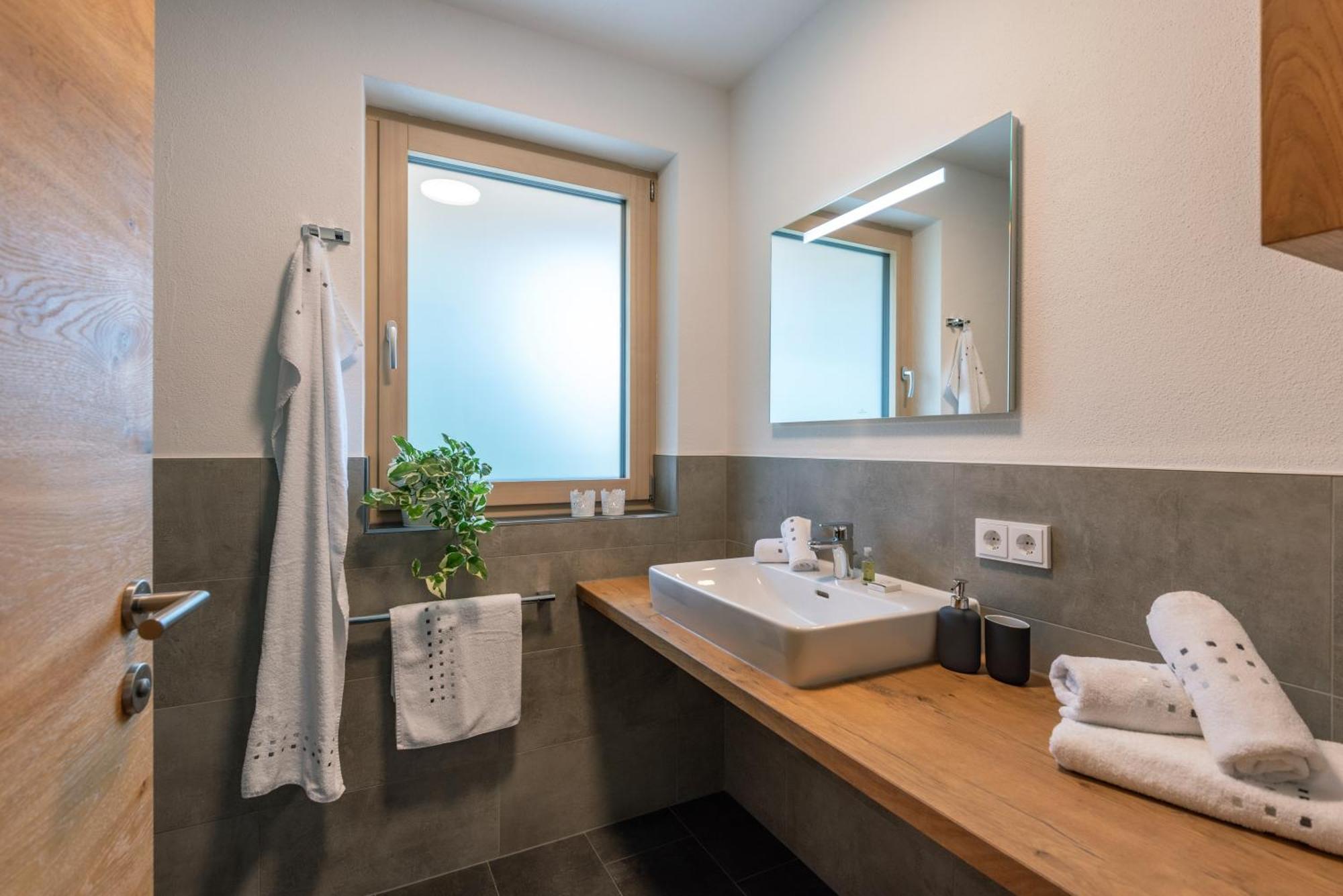 Ferienwohnung Gartner Uderns Ngoại thất bức ảnh